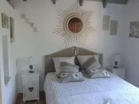 Le Chinaillon, holiday appartment in Saumane de Vaucluse, near facilities