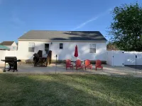 The Brass Crab - Check in/out any day!