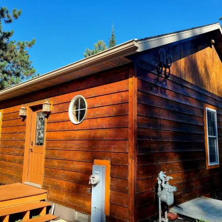 Pineview Cabin at Bayview Cabin Resort on Picturesque Northwoods Lake in Wi.