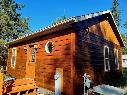 Pineview Cabin at Bayview Cabin Resort on Picturesque Northwoods Lake in Wi.