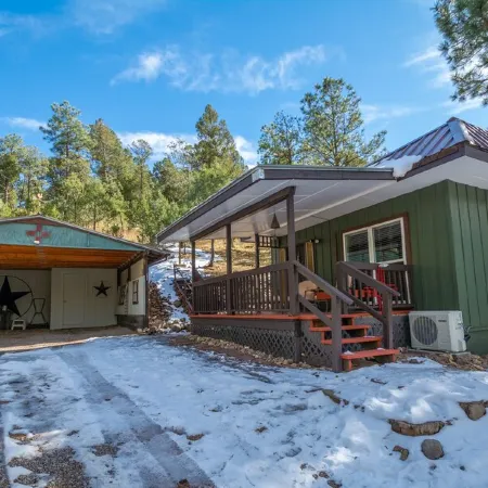 Whispering Pines Cabin with Hot Tub in Ruidoso