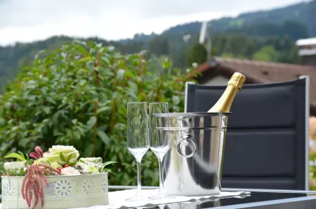 Charming Vacation Home with Allgäu Panorama & Oberstaufen Plus - for 6 People Отели в г. Оберштауфен