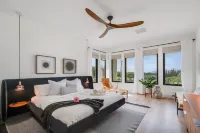 Modern Remodel, Steps to Kapalua Bay Beach, 2-Story Golf Villa, Ocean Golf View