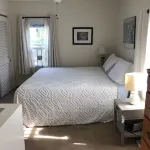 "Rocky Neck Hideaway" on Wonson Cove, Rocky Neck - Gloucester Hotels near Long Beach