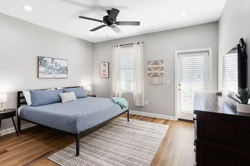 8 Bedrooms / 8.5 Baths / Sleeps 22 / Pool / 7 Parking Spots / Walk to the Beach!