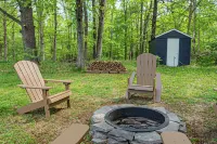 Whimsical Woodland Cottage in Stone Ridge NY