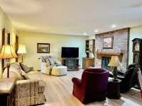 Peaceful Spacious Country house only 8 mins from the Kansas State Fairgrounds