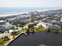 Location! Location! Location! BEACH, Shopping, Park, All 3 min walk! Super Clean - Jacuzzi