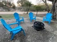 Relax with family and friends at this peaceful, Texas hill country cottage.