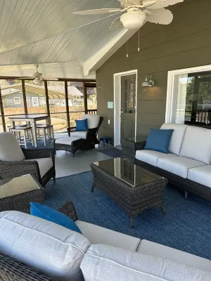 Comfy cozy cottage at White Lake Hotels in Bladen County