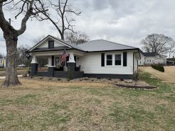 2-bedroom vacation home just a two minute walk to downtown