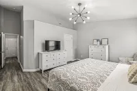 Charming 3-Bedroom Ranch, Steps from Klipsch Music Center Shopping and Dining Hotels near Cabela's
