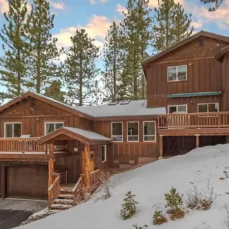 Alpine Escape - Apartment Suite in North Tahoe