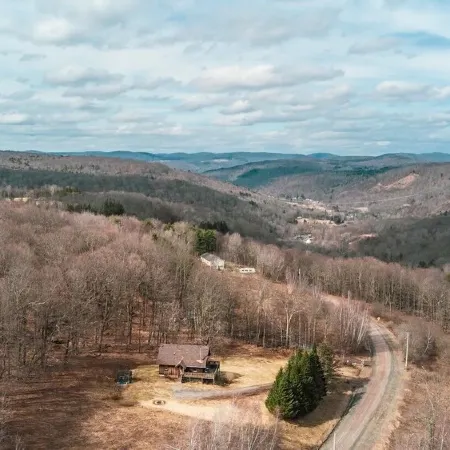 Cozy Catskills Chalet Отели в г. Калликун