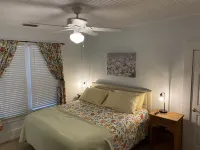 The Rose on Lakeside Mount Dora-Umatilla4 Bedrooms 2 1/2 bathrooms Sleeps 10