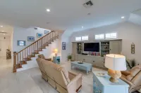 WINTER 2025 DATES OPEN - Spacious Private Pool Home - WALK TO BEACH & MERCATO