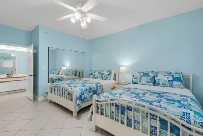 Regency 303 - Hues of Blue to Calm & Soothe Hotels near Navarre Beach Sea Turtle Conservation Center