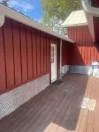 Large 2Br Remodeled Cabin!