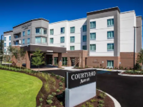 Courtyard Columbia Cayce Hotels in Cayce