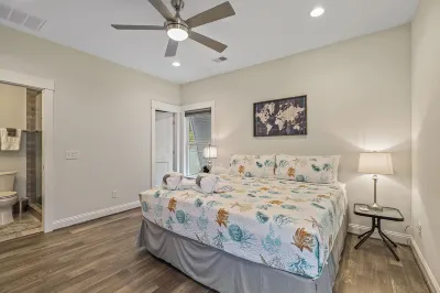 Luxury Beach Haven on Folly! Just 2 Blocks to both the Beach & Center St! Hotels near Folly Beach