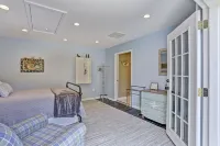 Private 1300 sq ft Cottage in Historic Yorktown-w/ trolley access