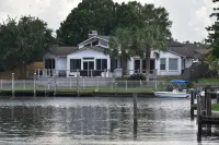 New Orleans Area 117 Private 4Br Waterfront Home! Swim Boat Grill !!!!!