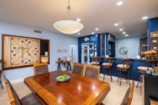 Mariners Club Oceanfront Condo, Water views from every room, Tennis & Pickleball