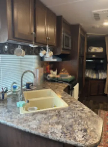 The Hideout - Charming  RV in Town, Minutes Away from Tarleton University โรงแรมในสตีเฟนวิลล์