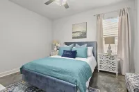 Peaceful & Convenient 2 Bed 2 Bath Apartment for you short/mid term cirucmstance Hotels in Walker