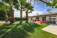 Dream Oasis - Pool/Spa/Games/FirePit Hotels near Miles Avenue Park