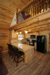 🌲 Cabin in Texas Hill Country, Canyon Lake TexasWINTER TEXANS WELCOME!