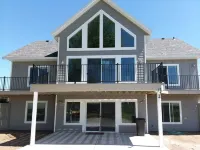 Huge Lakefront House - sleeps 22! Private Dock! Boating, Water Skiing, Rafting! Hotels near Milner Historic Recreation Area