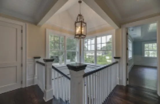 Mansion Near the Bay. 7 bedrooms! Chef’s kitchen.