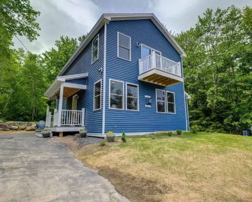 LOVELY, LUXURY, NEW BIG SEBAGO HOUSE, WATER ACCESS,INCLUDES DOCK & MOORING Hotels in Standish