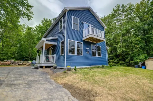 LOVELY, LUXURY, NEW BIG SEBAGO HOUSE, WATER ACCESS,INCLUDES DOCK & MOORING