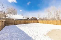 Spacious and Modern Townhome in Superior - Near Duluth - Dog Friendly