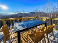 Sauna, Hot Tub, Game Room & Mountain Views