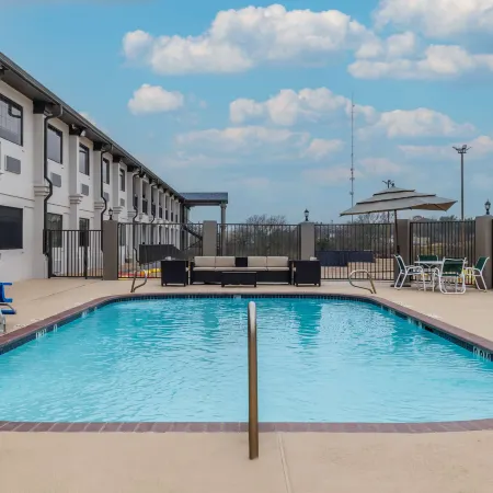 Studio 6 Suites Brenham, TX