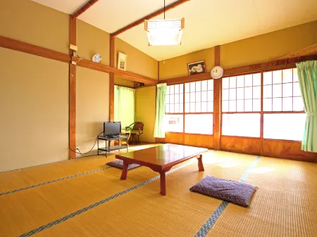 Sawakin Отели рядом с достопримечательностью «Chuo University»