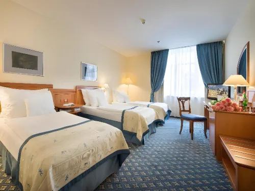 Ramada by Wyndham Prague City Centre - 朝食