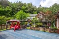 라비에 펜션 새연리조트 가평현리1호점(카라반&글램핑) 주변 호텔