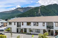 Amity Serviced Apartments Hotels in Queenstown