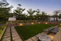 地球村豪華度假村 Shree Sarva Siddhi Maha Ganapathy附近的飯店