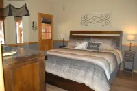 Luxury Secluded 4BR Cabin in Pines on 3 acres - Flagstaff/ Grand Canyon