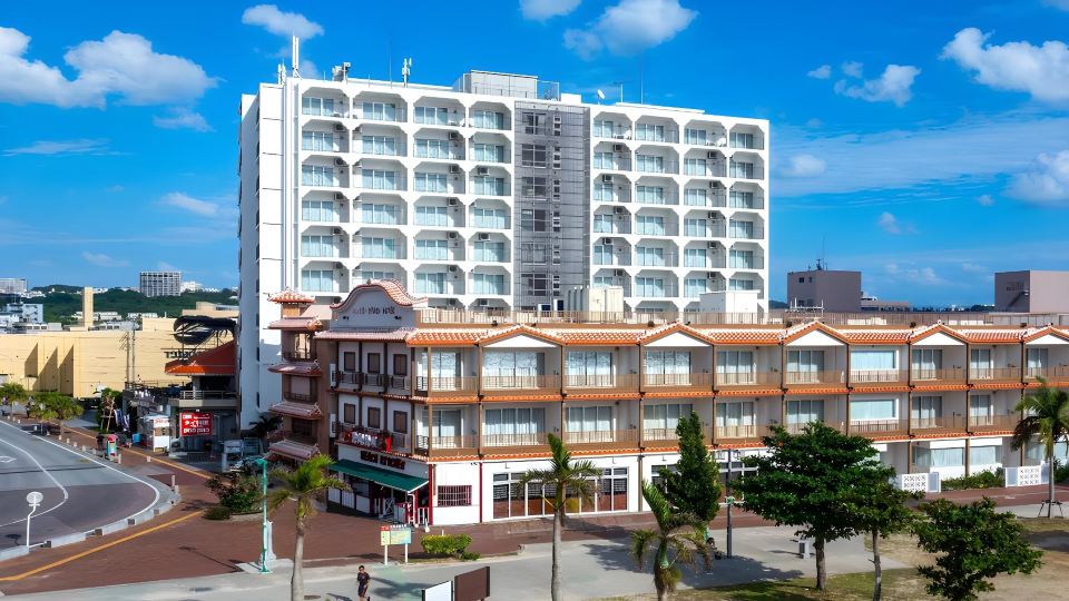 Sunset Beach Hotel