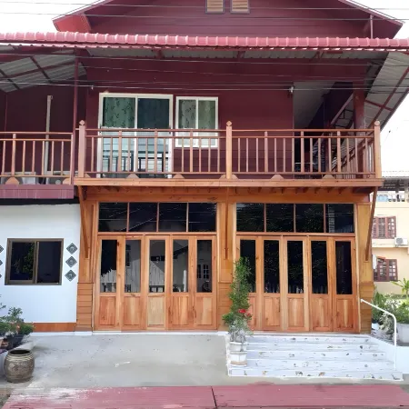 Baan Kokaew Chiang Khan