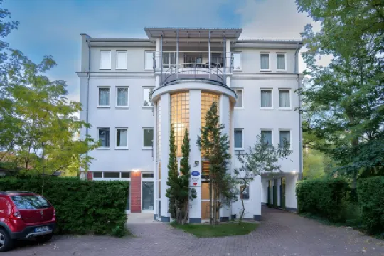 Das Copnic Berlin Отели рядом с достопримечательностью «Парк ам Штихканаль»