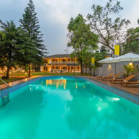 The Hosteller Lonavala, City Centre