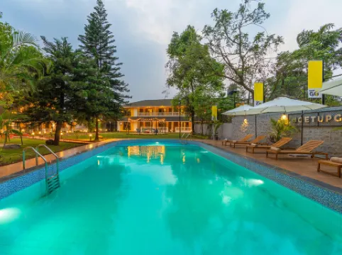 The Hosteller Lonavala, City Centre