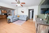 Cozy & comfortable, remodeled house. Stylishly decorated & close to everything!